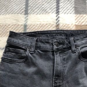 Black american eagle mom jeans